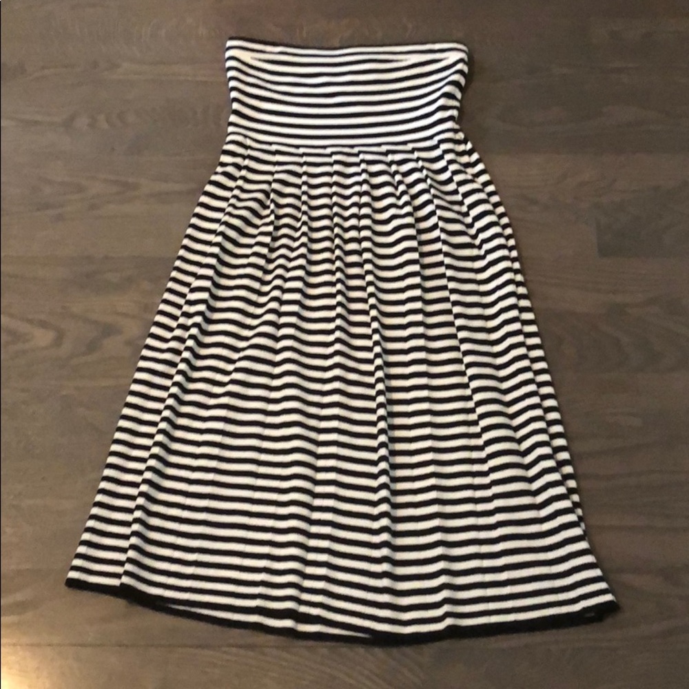 Strapless dress